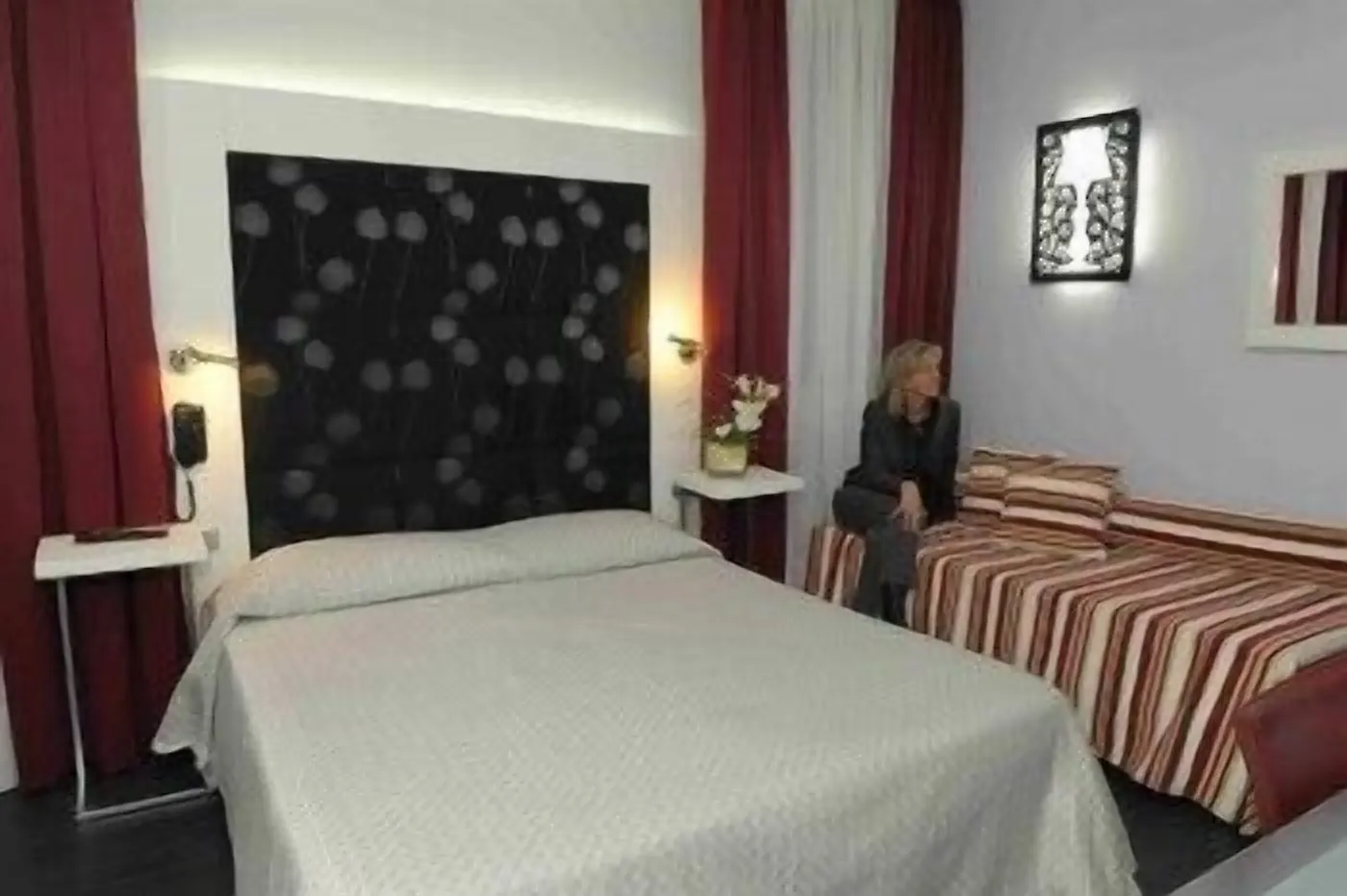 Hotel Aaron Mestre
