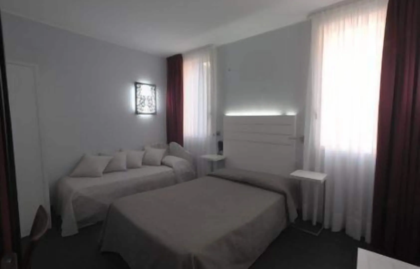 Hotel Aaron Mestre