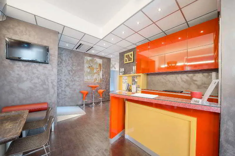 Hotel Aaron Mestre