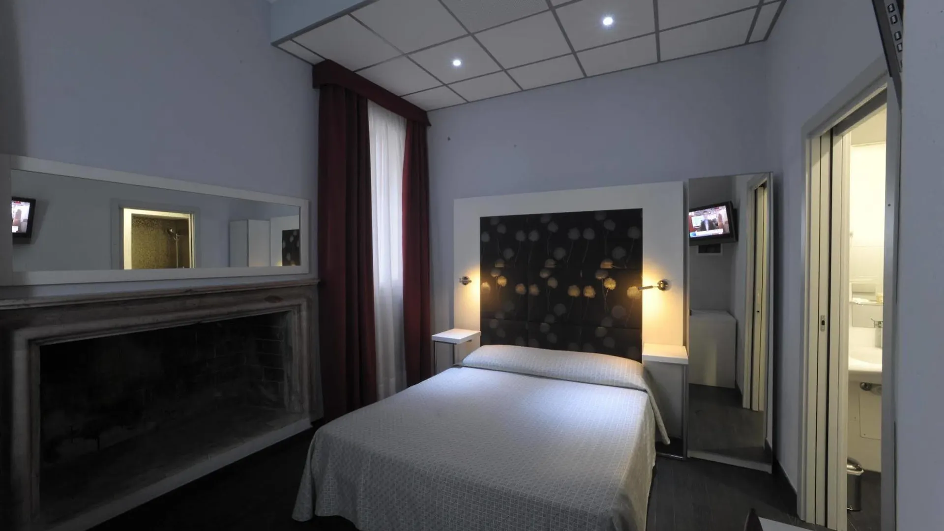Hotel Aaron Mestre