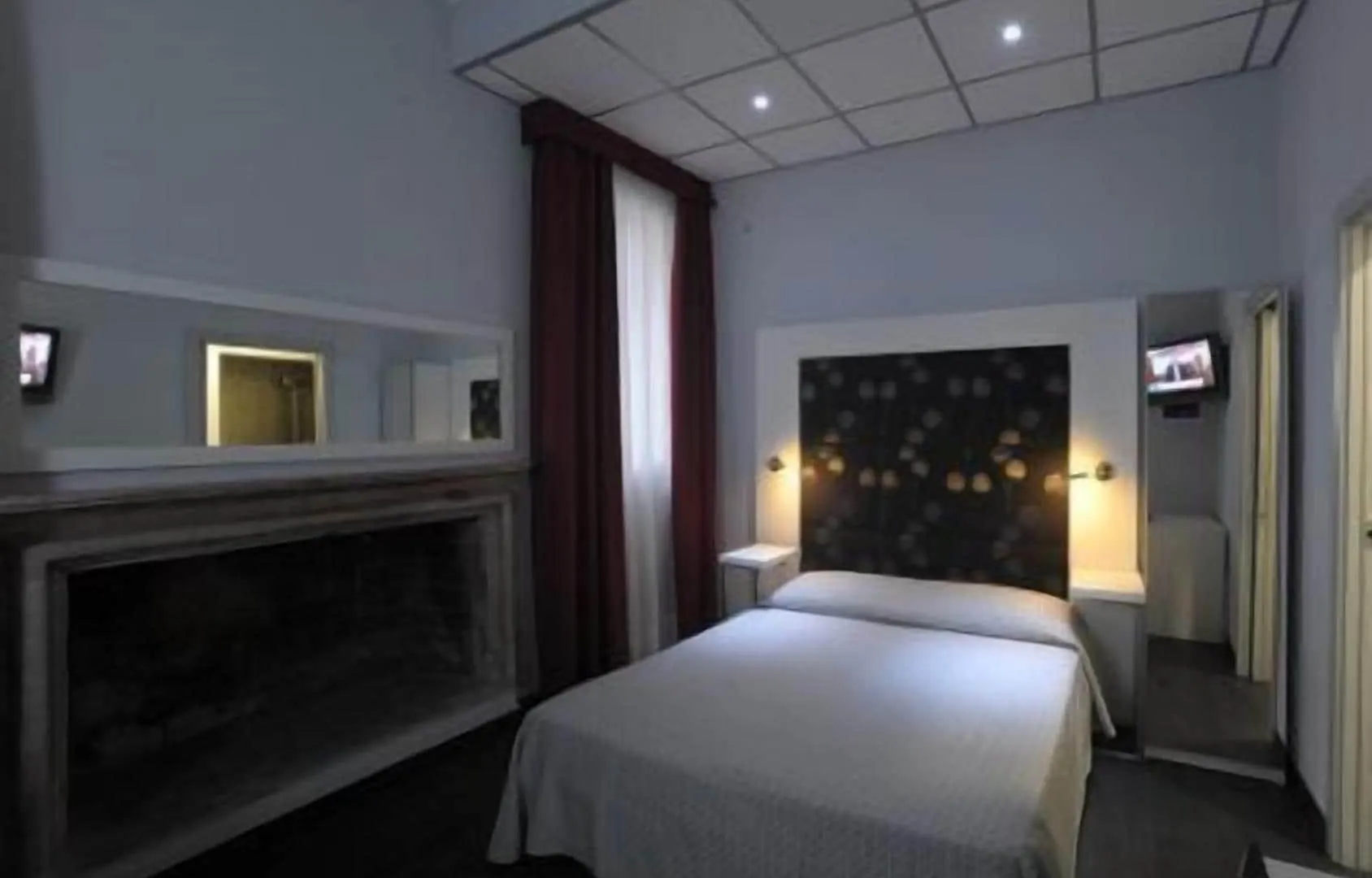 Hotel Aaron Mestre
